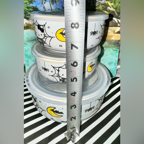 NWT 2024 Hello Kitty Halloween 3 Piece Ceramic Food Storage Bowls Container Set - Picture 10 of 14